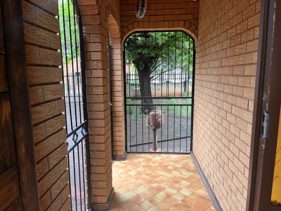 3 Bedroom Property for Sale in Pellissier Free State